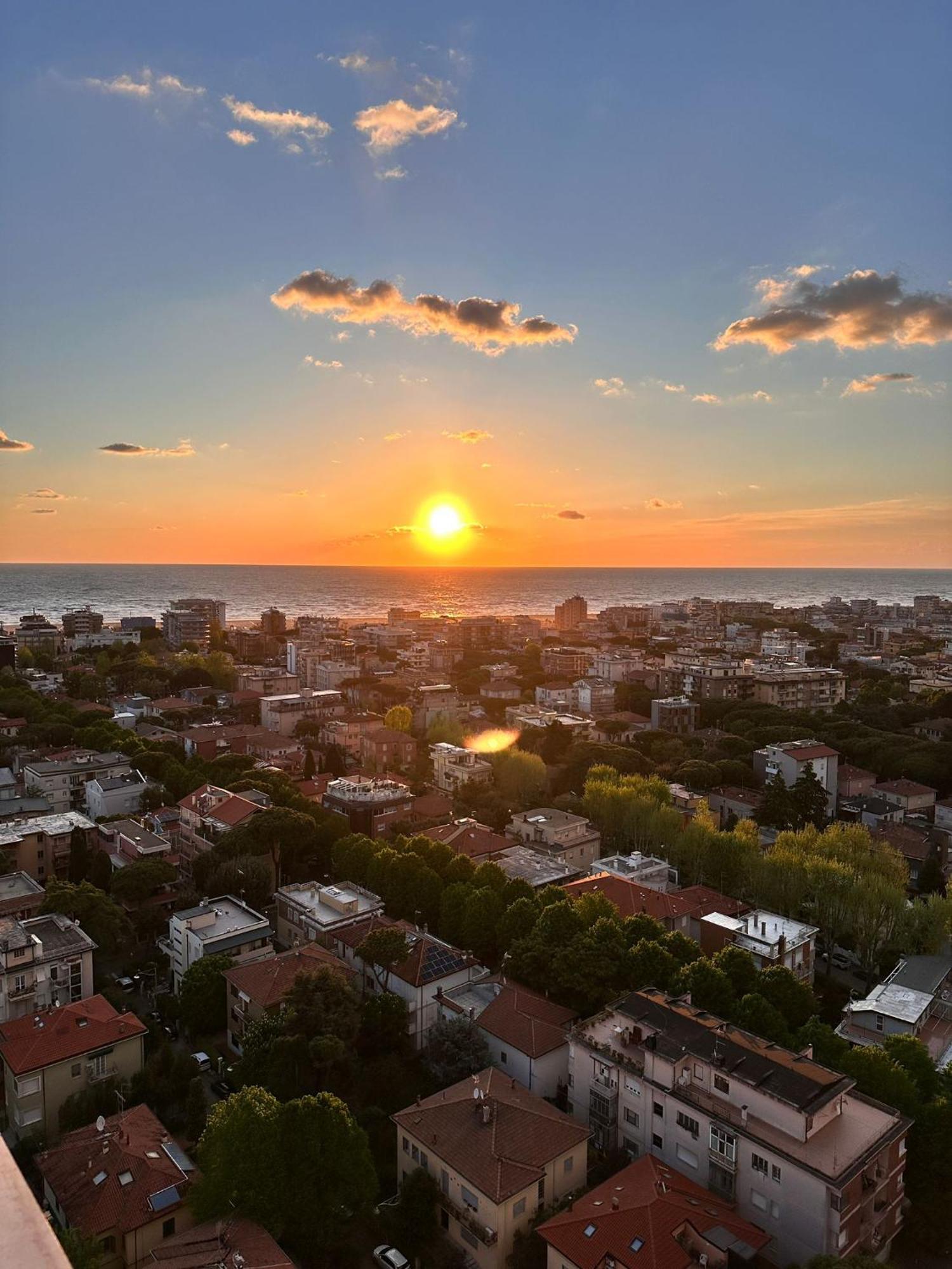 Panoramico Appartamento Vista Mare Rimini Kültér fotó